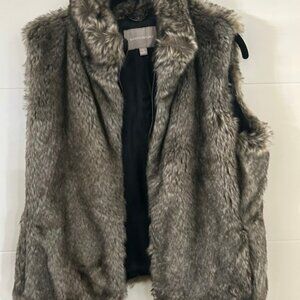 Banana Republic Faux Fur Vest. Size M. Excellent condition. Rarely worn